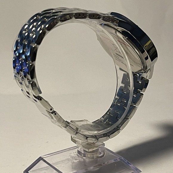 New York Yankees MLB Women's Luxury Watch !!!NEW!!! - Picture 6 of 9